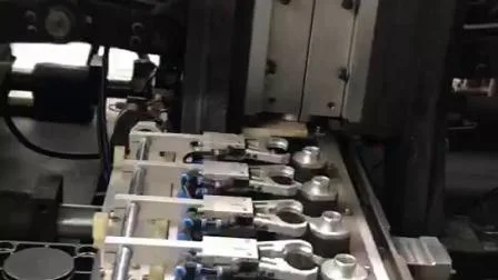 Machine de moulage par soufflage de bouteilles pour animaux de compagnie automatique à haute vitesse complète Machine en plastique Bouteille faisant la machine Machine de moulage par soufflage Machine de soufflage Prix du moule