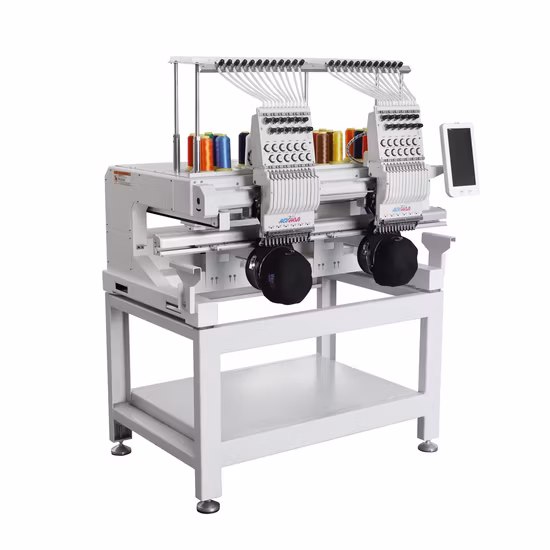 Machine à coudre informatisée de chapeau de broderie à tête plate double 2 à grande vitesse
